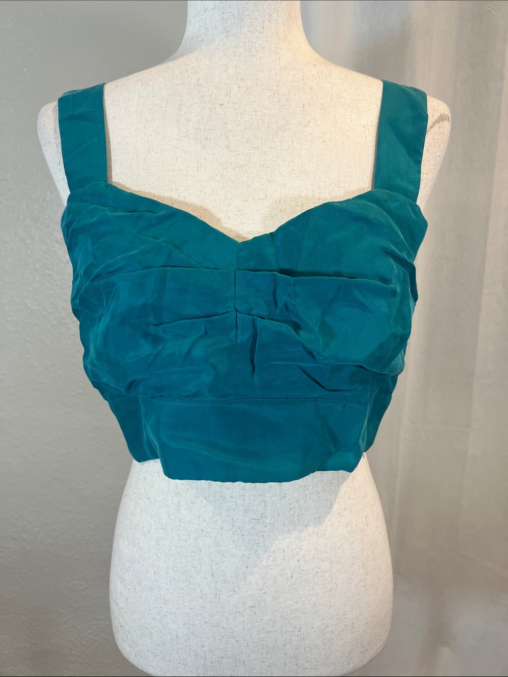 Self Contrast Teal Sweetheart Ruched Crop Top. Cupro Blend Fabric. Size L. NWT